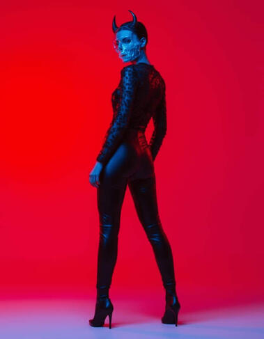Full outfit back